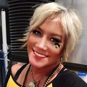 Meet your Posher, Dana